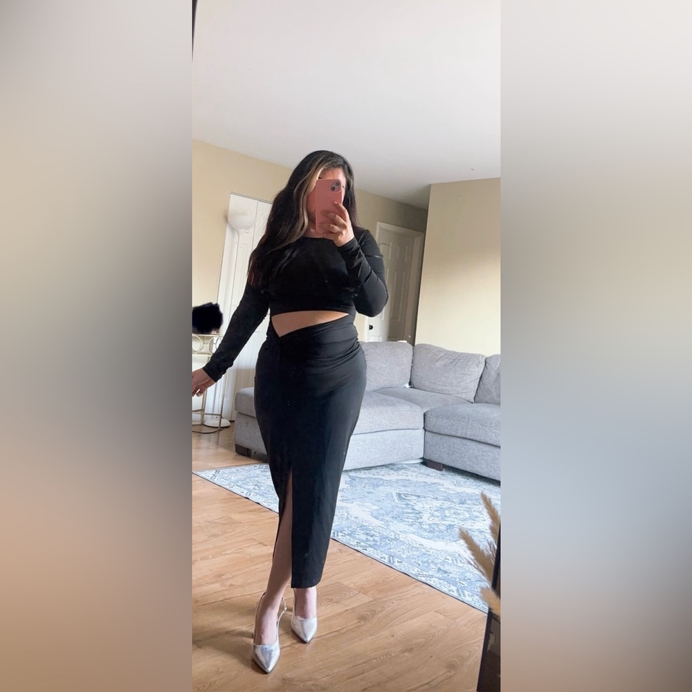 Chic Black Pencil Skirt for Women